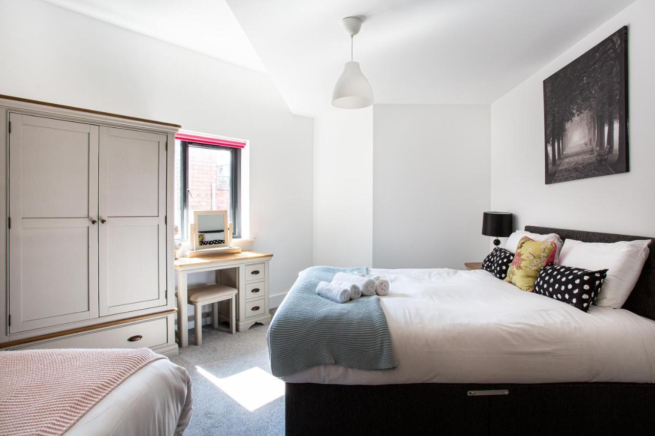 Modern Luxury Apartment, Sleeps 6, Best Location Belfast Kültér fotó