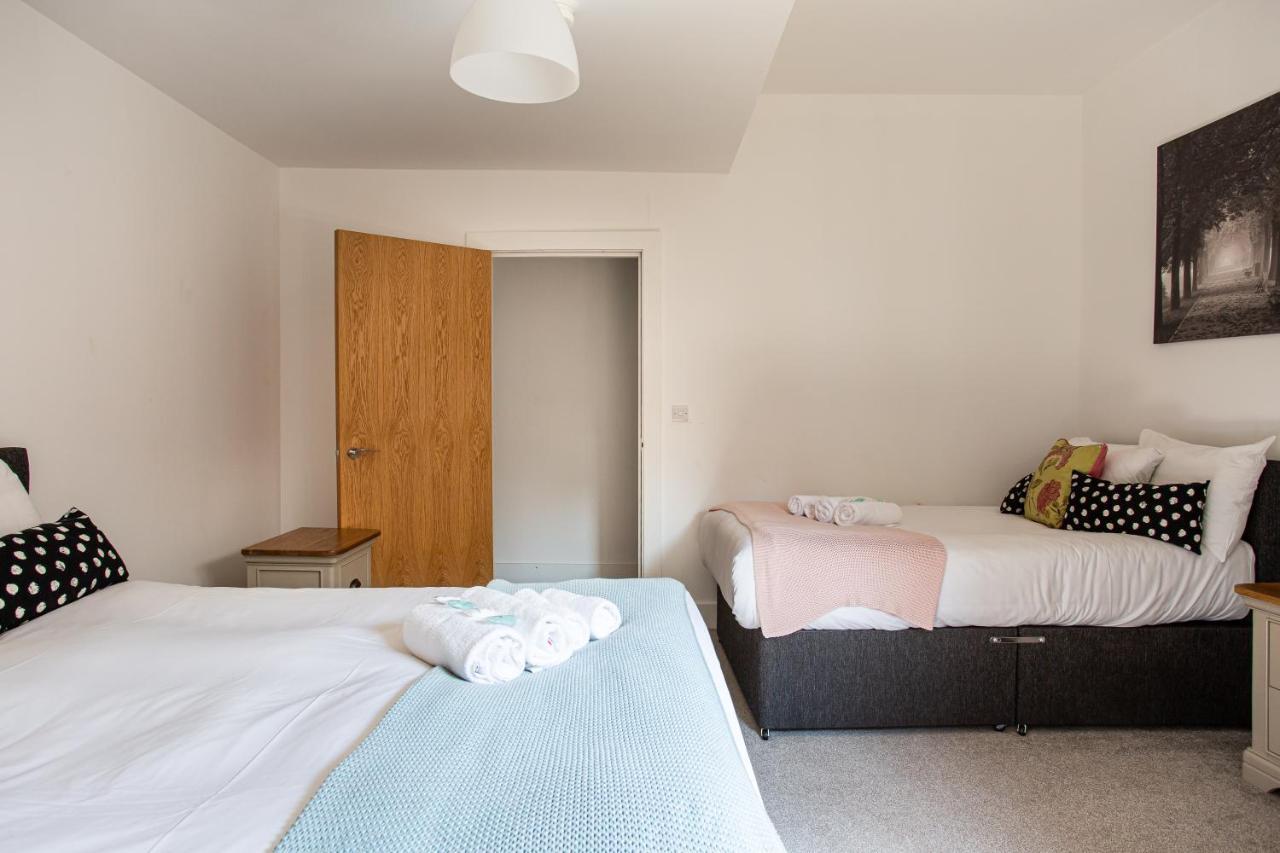 Modern Luxury Apartment, Sleeps 6, Best Location Belfast Kültér fotó