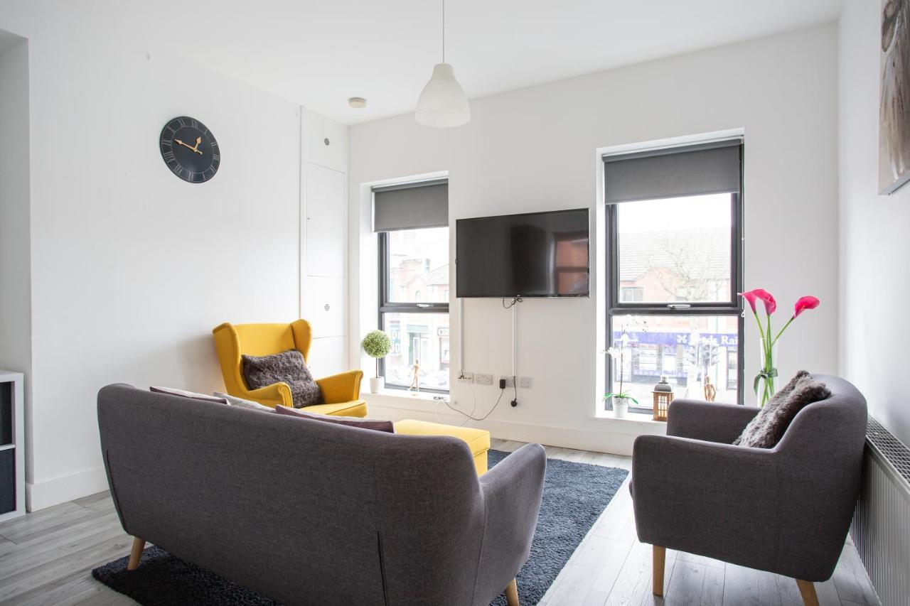 Modern Luxury Apartment, Sleeps 6, Best Location Belfast Kültér fotó